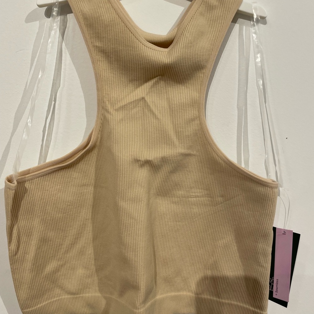 Wild Fable Women’s High Neck Seamless Tank Top Beige Size Large NWT